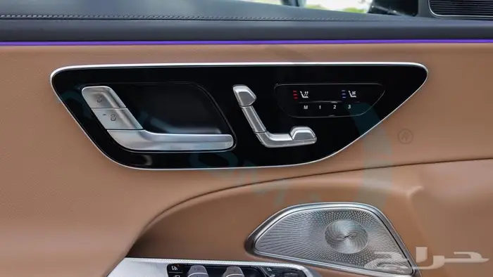 2025 مرسيدس بنز اي 300 AMG خليجي اصفار ضمان الوكيل 31