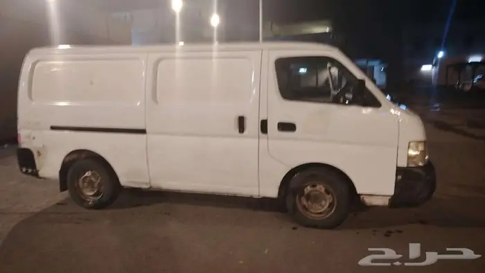 نيسان باص اورفان بضاعه ديزل موديل2005 للبيع 7