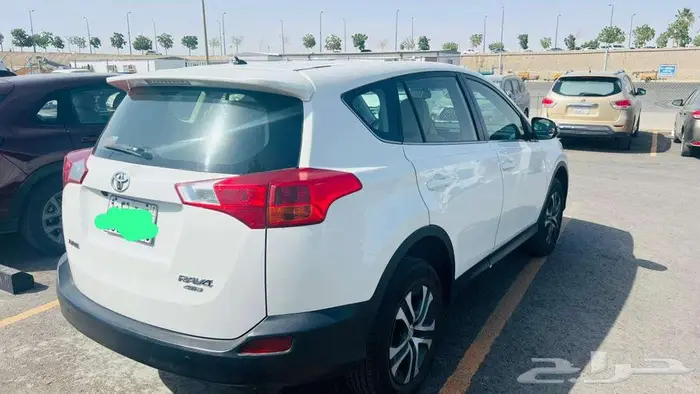 RAV4 2015 - well maintained full condition 2