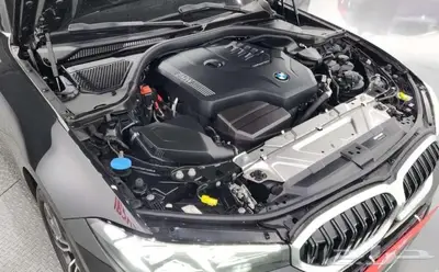 بي ام دبليو الفئة الثالثة BMW 3 Series 320i 2024 index