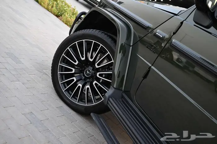 شركة البريمي لسيارات مرسيدس G63 11