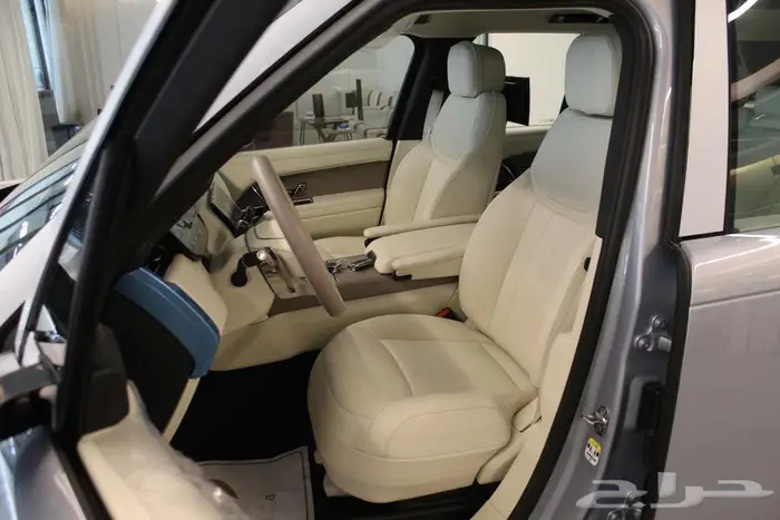 رنج روفر HSE V8 2025 7