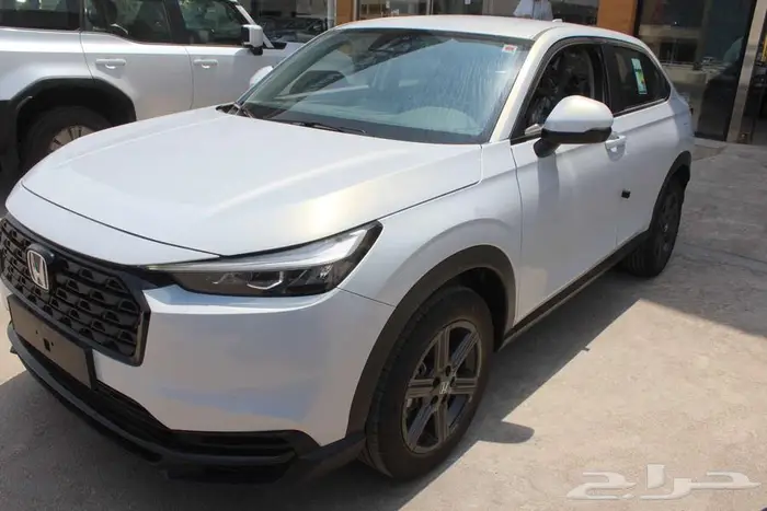 هوندا HR-V نص فل LX م2025 3