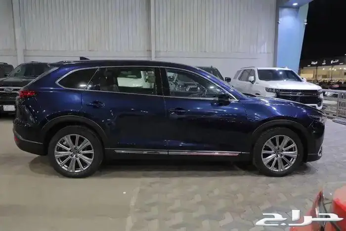 مازدا CX9 فل كامل سيجنيتشر فتحة سقف جلد موديل 2024 3
