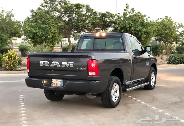 دودج رام 2019 غماره دبل 1500بنزين ممشي 108 ألفkm 12
