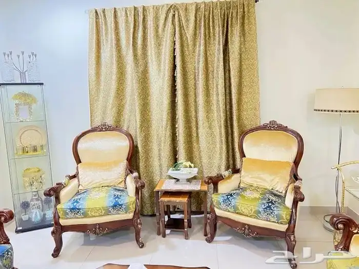طقم كنب بحاله ممتازة 5