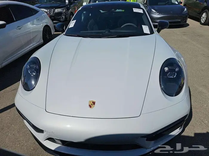 بورش 911 GTS كاريرا 2024 بسعر مميز 1