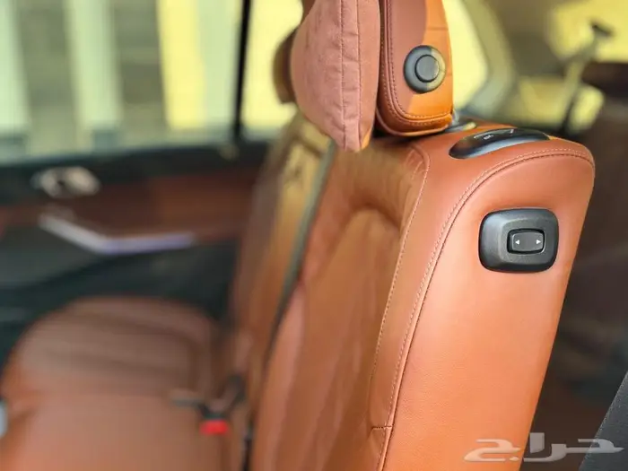 BMW X7 2021 مخزن اسود 16