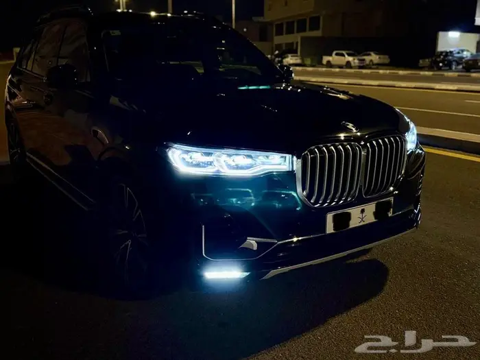 BMW X7 2021 مخزن اسود 5