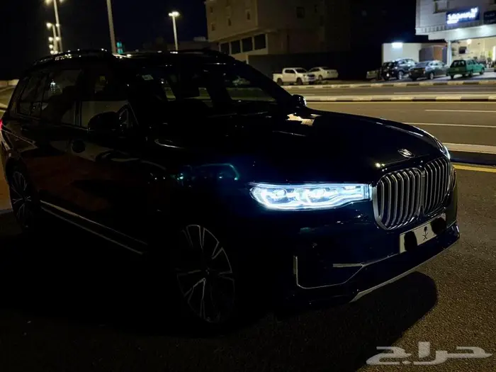 BMW X7 2021 مخزن اسود 6