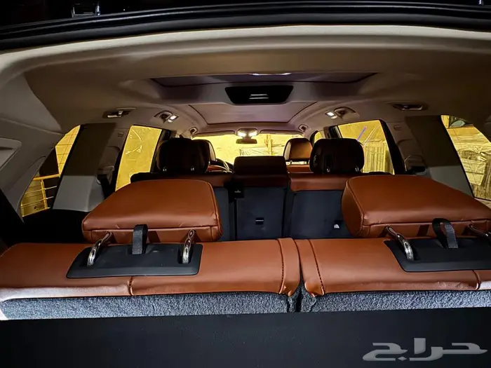 BMW X7 2021 مخزن اسود 23