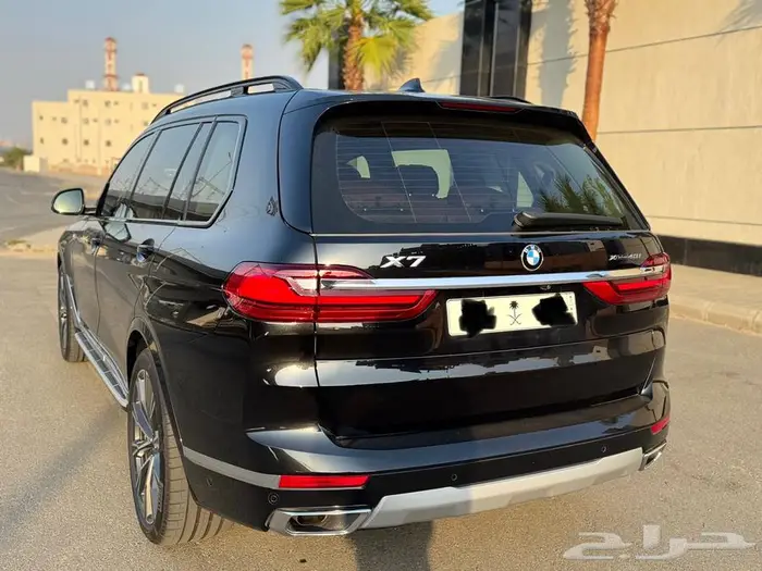 BMW X7 2021 مخزن اسود 2