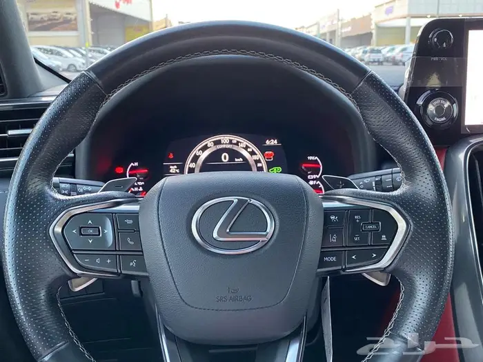 لكزس 2024LX600 FSPORT 11