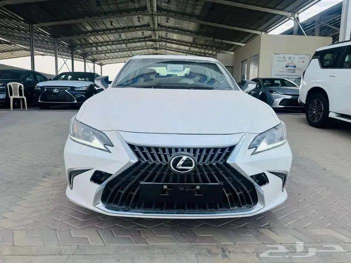 عرض لكزس ES350CA موديل 2025 بالنقد والتقسيط 2