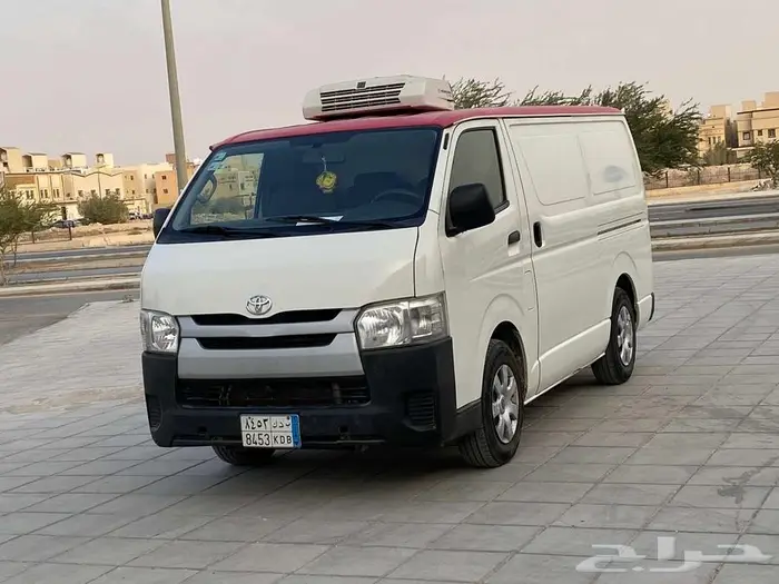 تويوتا باص هايس ديزل ثلاجه2018 3