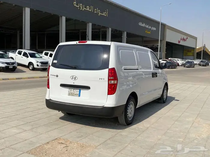 هونداي اتش ون بضاعه بنزين قير عادي 2018 6