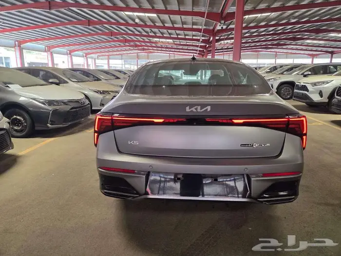 كيا K5 لاين GT 8