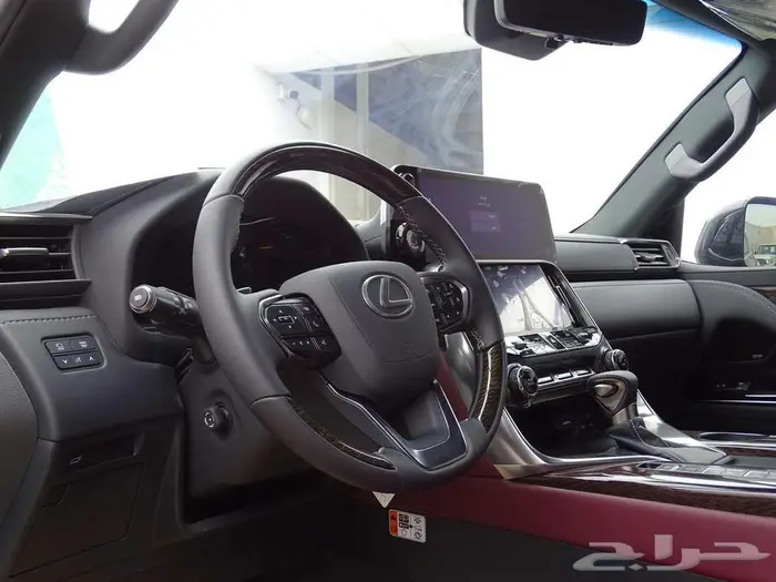 لكزس LX600 2025 بريمي داخليه احمر 7