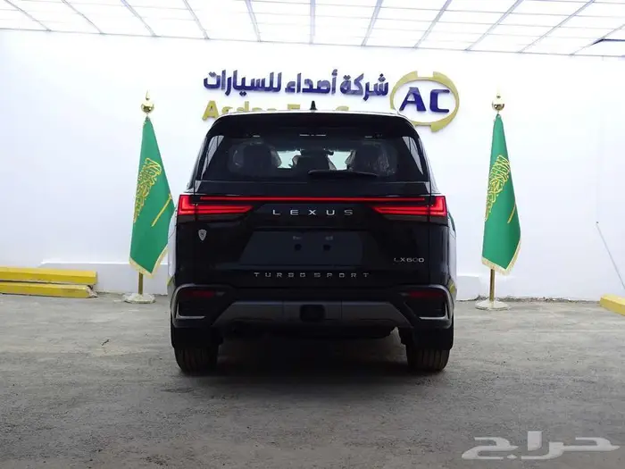 لكزس LX600 2025 بريمي داخليه احمر 3