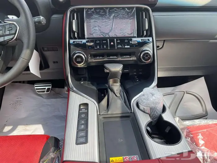 لكزس LX600 اف سبورت الساير 2025 كاش وتمويل 6