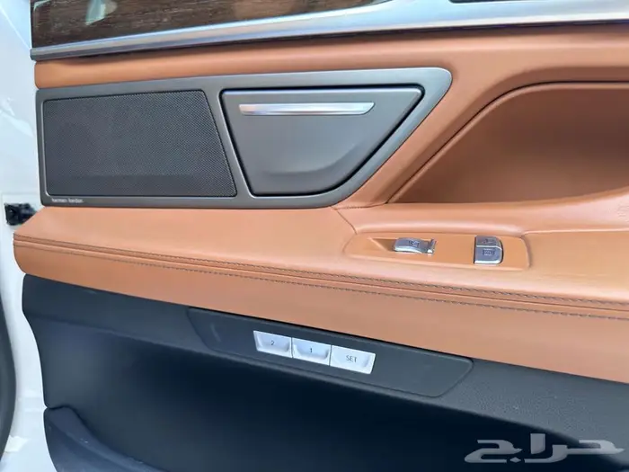 بي ام دبليو 2016 740Li 18