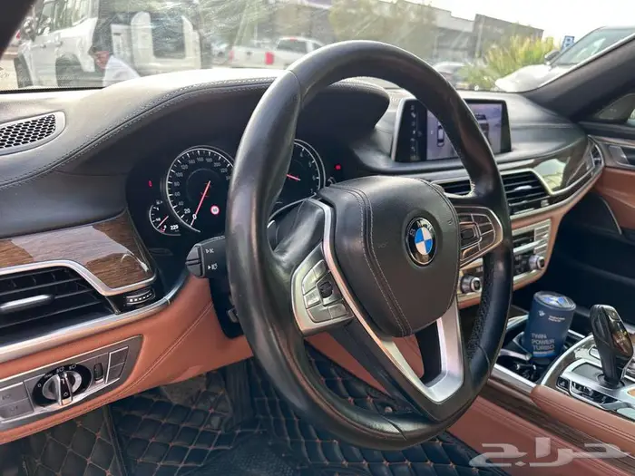 بي ام دبليو 2016 740Li 21