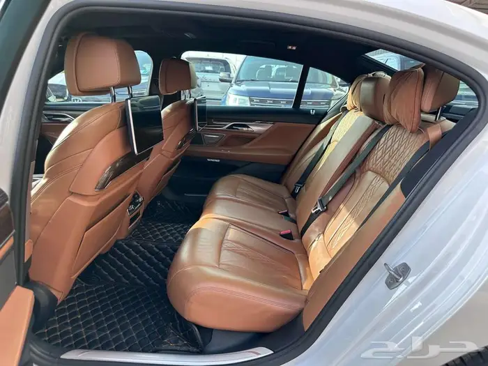بي ام دبليو 2016 740Li 9