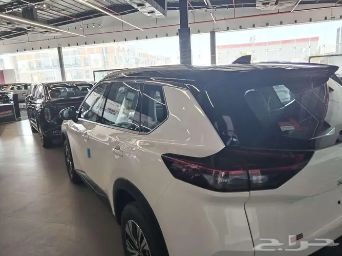 نيسان اكستريل SV PLUS 2025 1