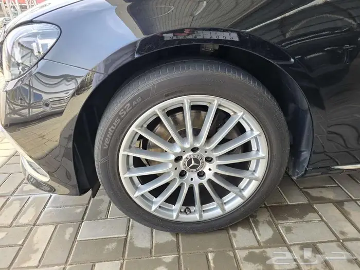 مرسيدس اي 250 موديل 2021 لون اسود 12