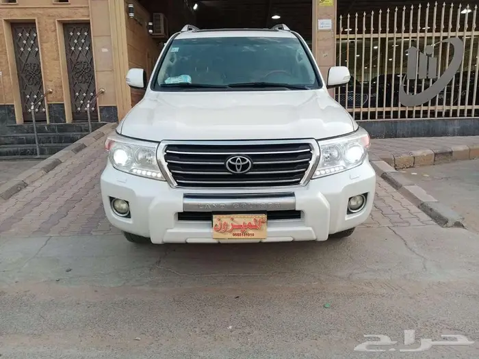 تويوتا جي اكس ار 2015 1