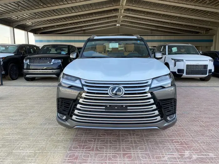 لكزس LX600 BB 2025 سعودي رمادي داخلي جملي لوحات 0