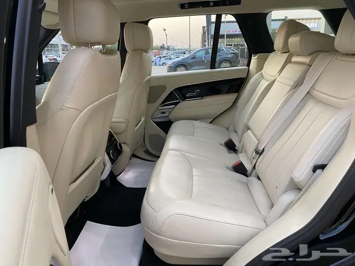 رنج روفر HSE V8 موديل 2023 خليجي 14