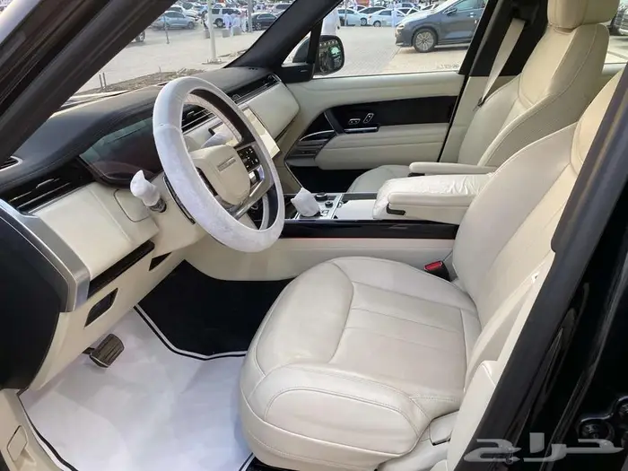 رنج روفر HSE V8 موديل 2023 خليجي 8