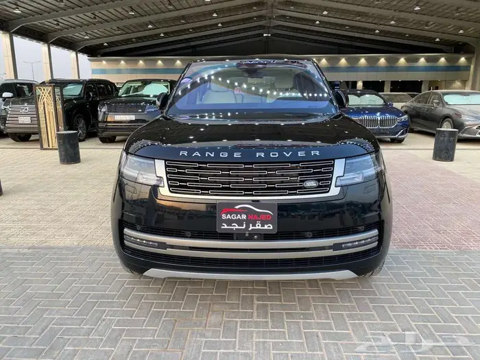 رنج روفر HSE V8 موديل 2023 خليجي 0