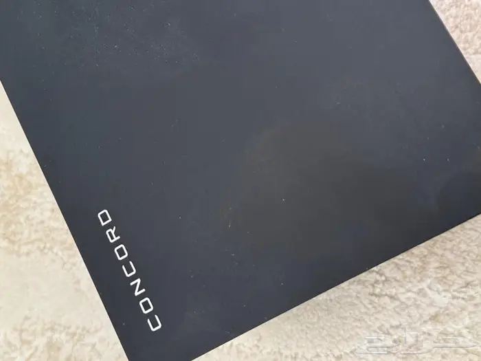 ساعة شبه جديدة CONCORD 2