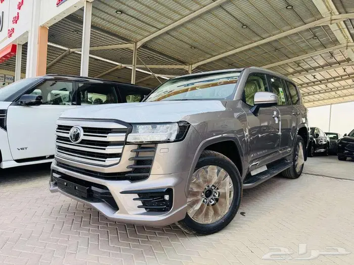 تويوتا لاندكروزر L5 -GXR- بنزين 2025 كاش وقساط 2