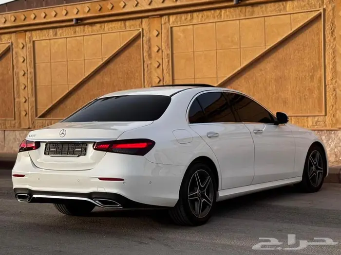 مرسيدس E250 AMG 2023 ابيض ممشي 14000 كم 12