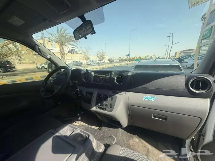 نيسان اورفان 6