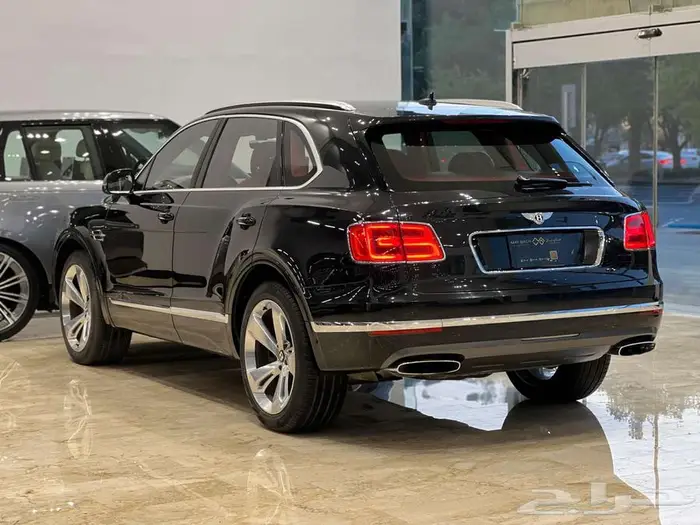 2017 BENTLEY BENTAYGA 3
