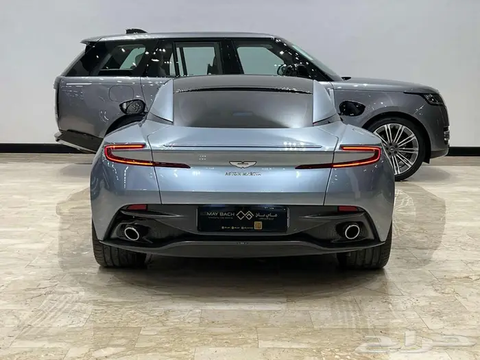 ASTON MARTIN DB11 2020 5