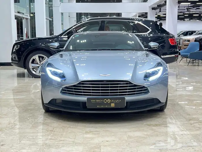 ASTON MARTIN DB11 2020 2