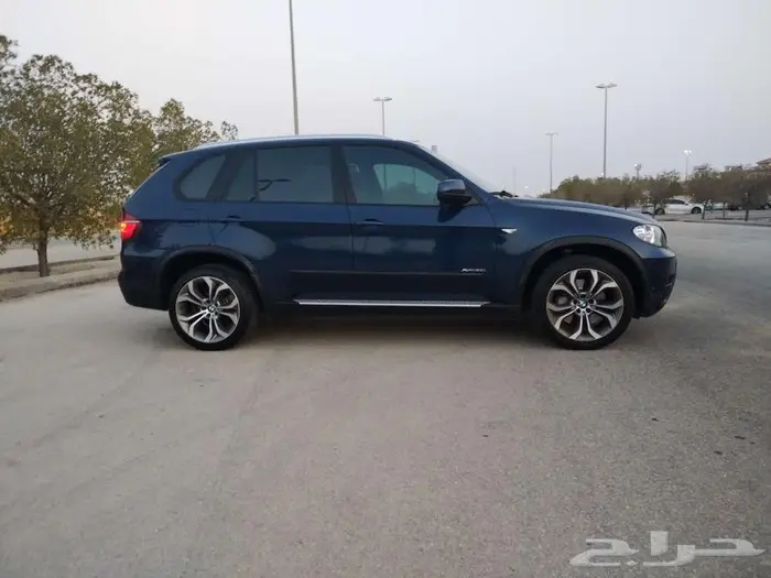 للبيع bmw X5 موديل 2011 21