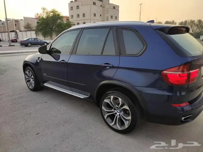 للبيع bmw X5 موديل 2011 9