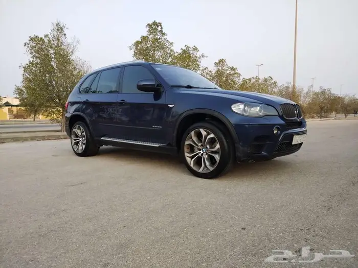 للبيع bmw X5 موديل 2011 1