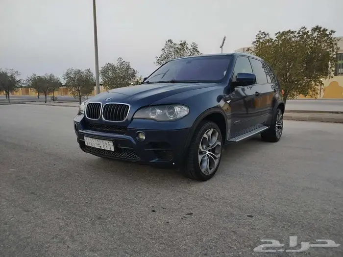 للبيع bmw X5 موديل 2011 8
