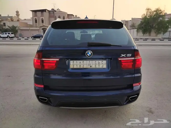 للبيع bmw X5 موديل 2011 18
