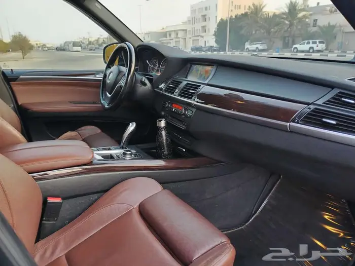 للبيع bmw X5 موديل 2011 33
