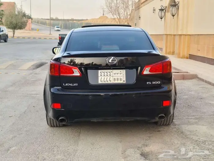 لكزس IS 300 2010 فل كامل 14