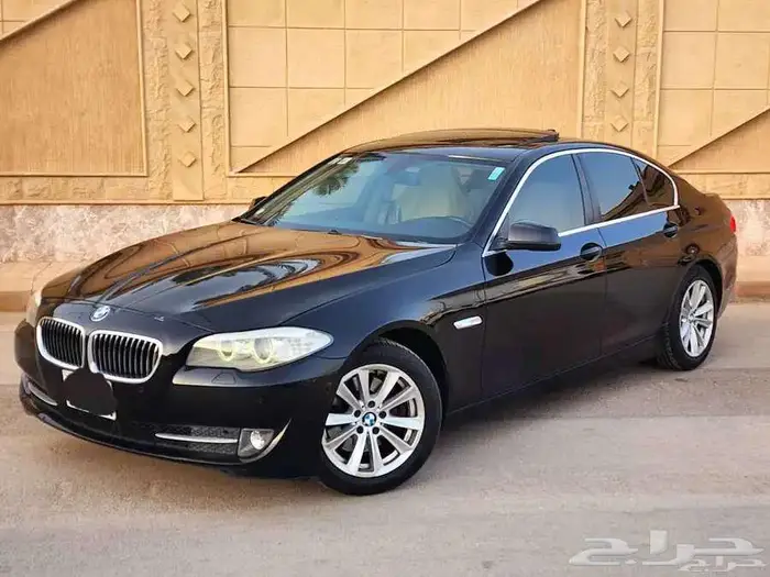 بي ام دبليو 520 2013 ( بحالة ممتازة ) 1