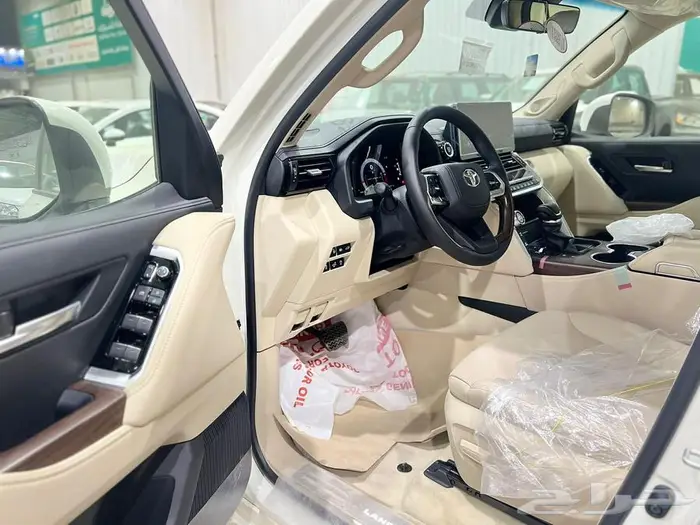 نيسان باترول 2025 فل كامل بلاتينيوم تنفس طبيعي سعودى 7